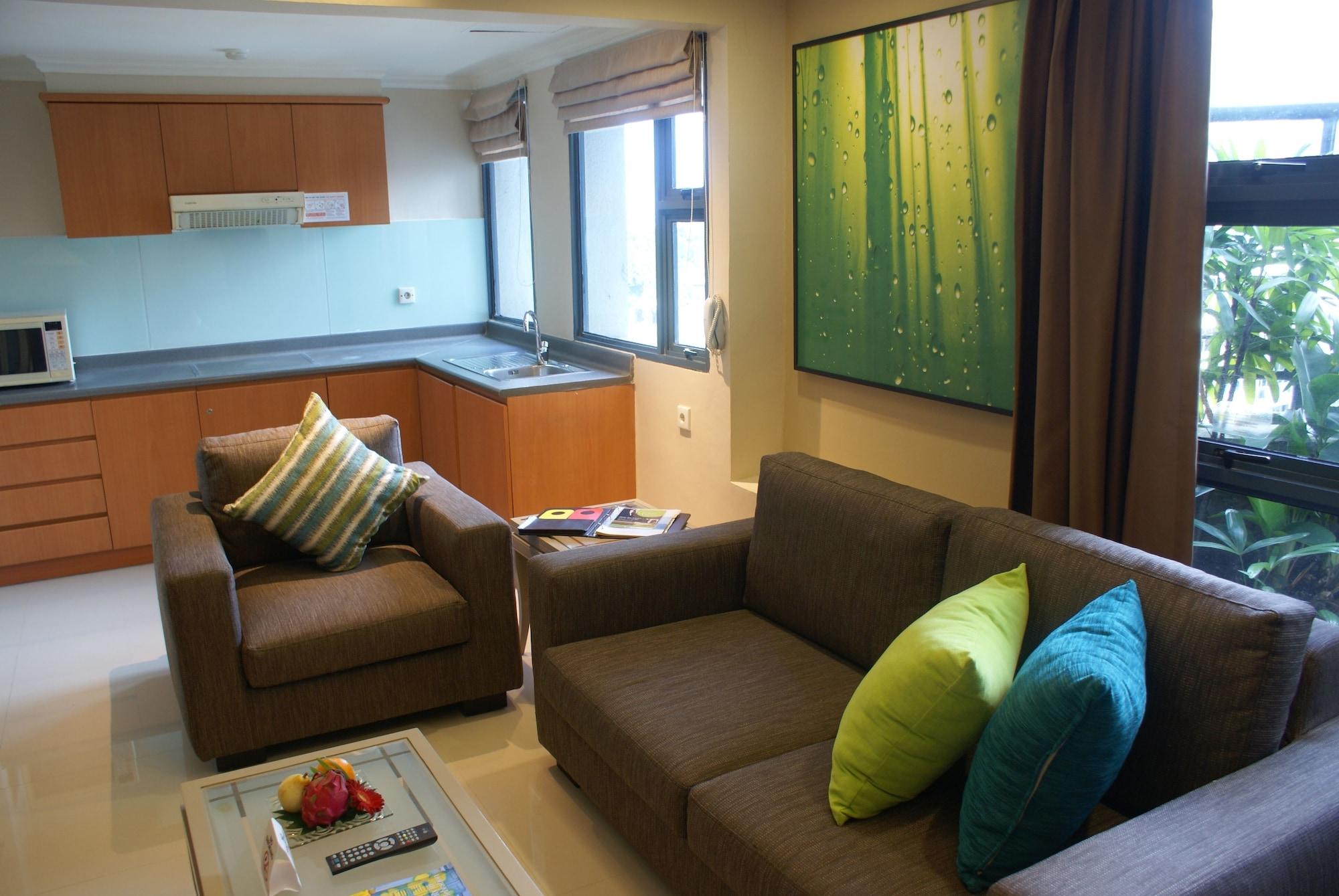 Grand Tropic Hotel