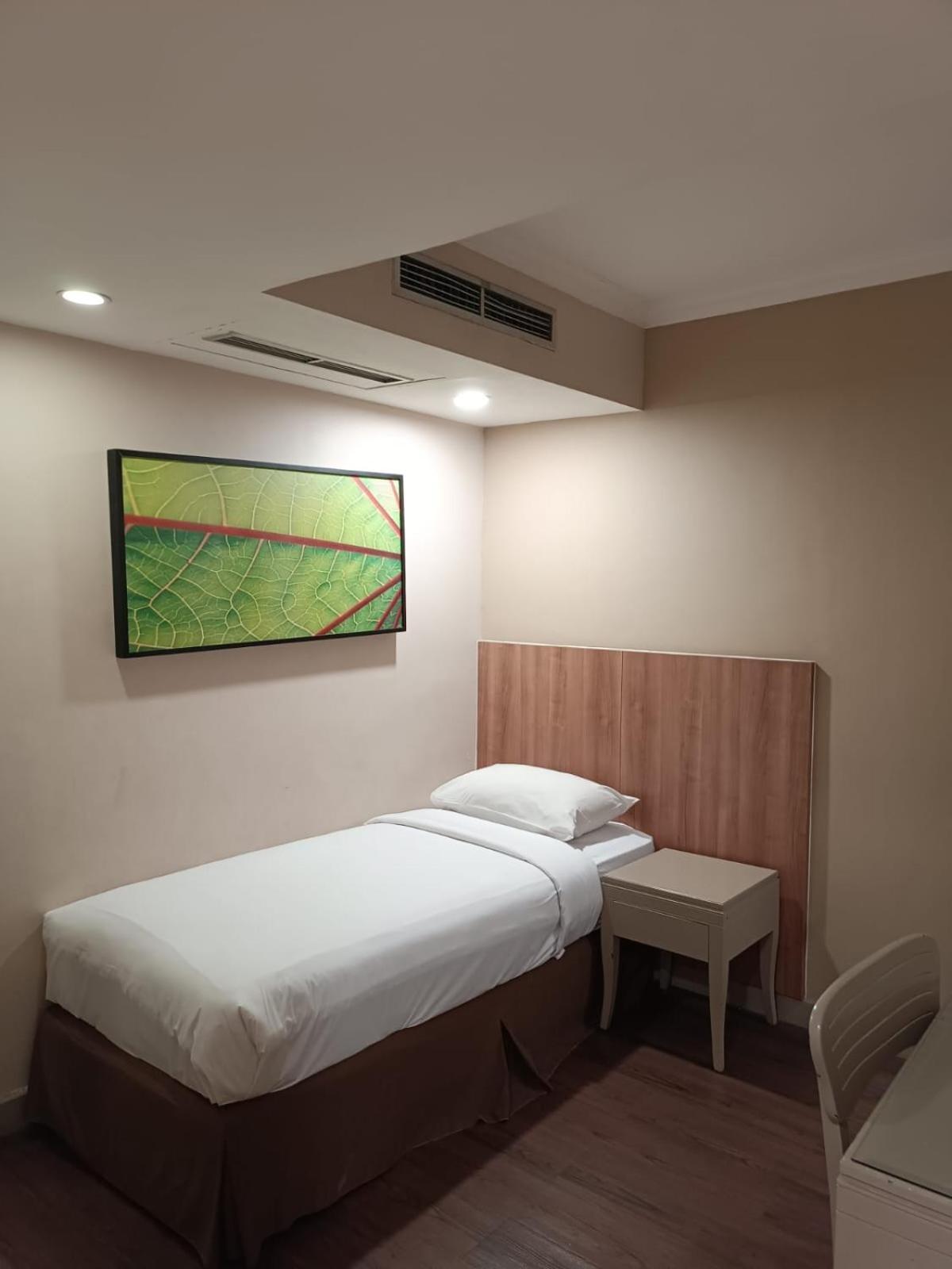 Grand Tropic Hotel 4*