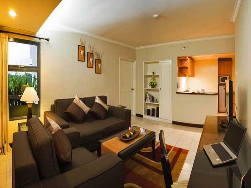 Grand Tropic Hotel 4*